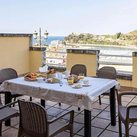 La Nogalera Con Vistas Al Mar Y A La Montana בקתה