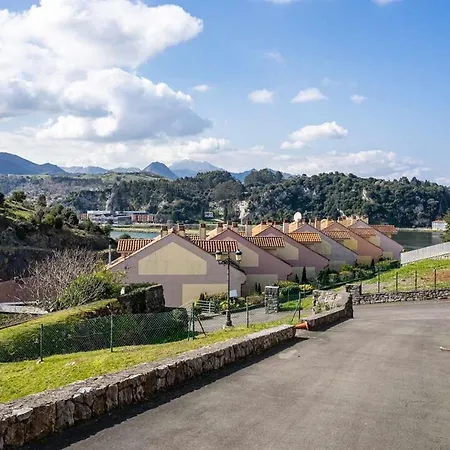 La Nogalera Con Vistas Al Mar Y A La Montana בקתה